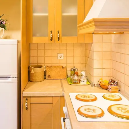 Marina's Elegance 4*