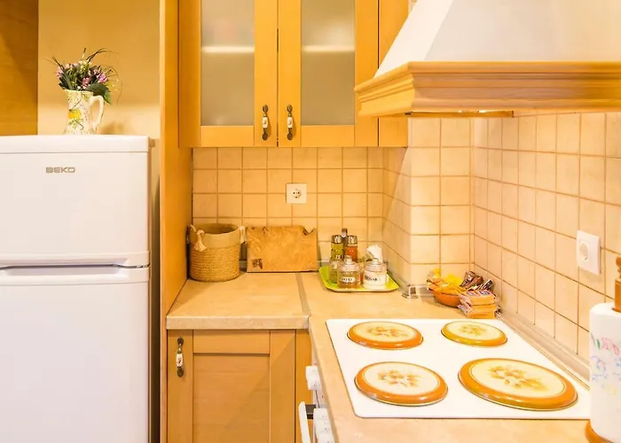 Marina's Elegance 4*