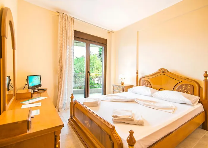 Marina's Elegance 4*