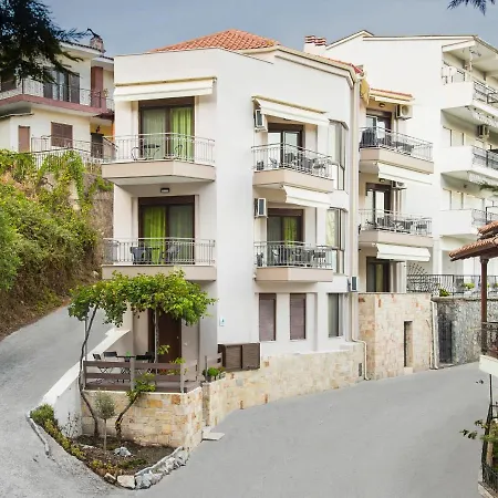 Marina's Elegance Apart Otel Kriopigi