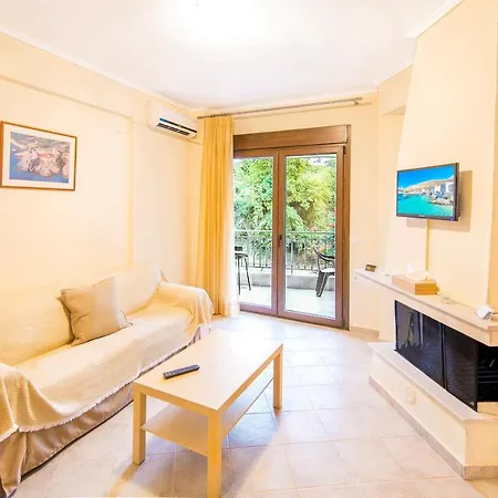 Marina's Elegance Aparthotel 4*