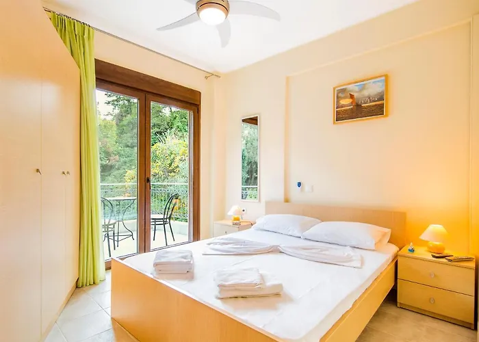 Marina's Elegance Kriopigi