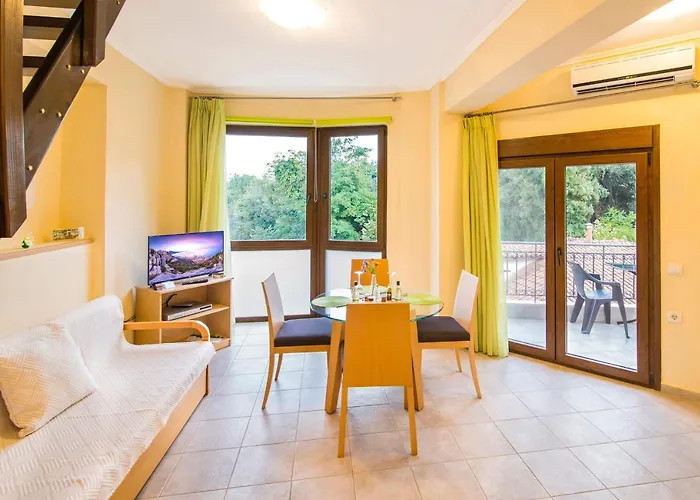 Appart hôtel Marina's Elegance Kriopigi